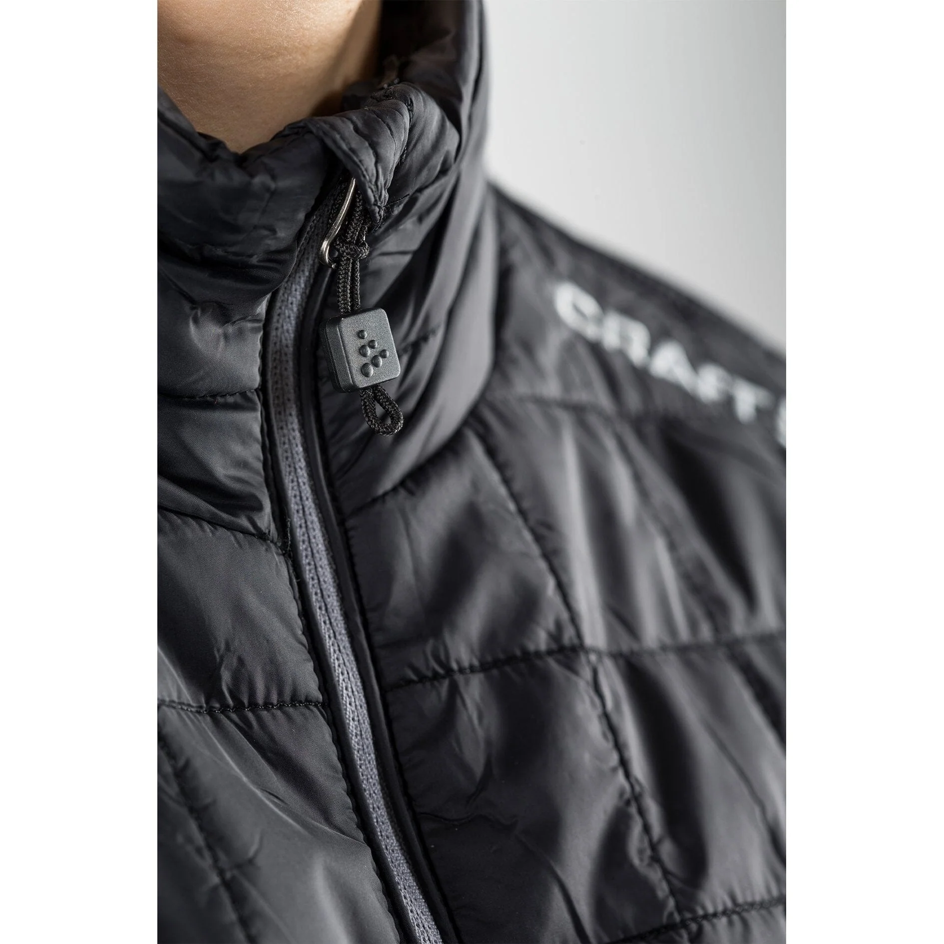 Women's Primaloft Stow - Light Jacket - BLACK - Image 3